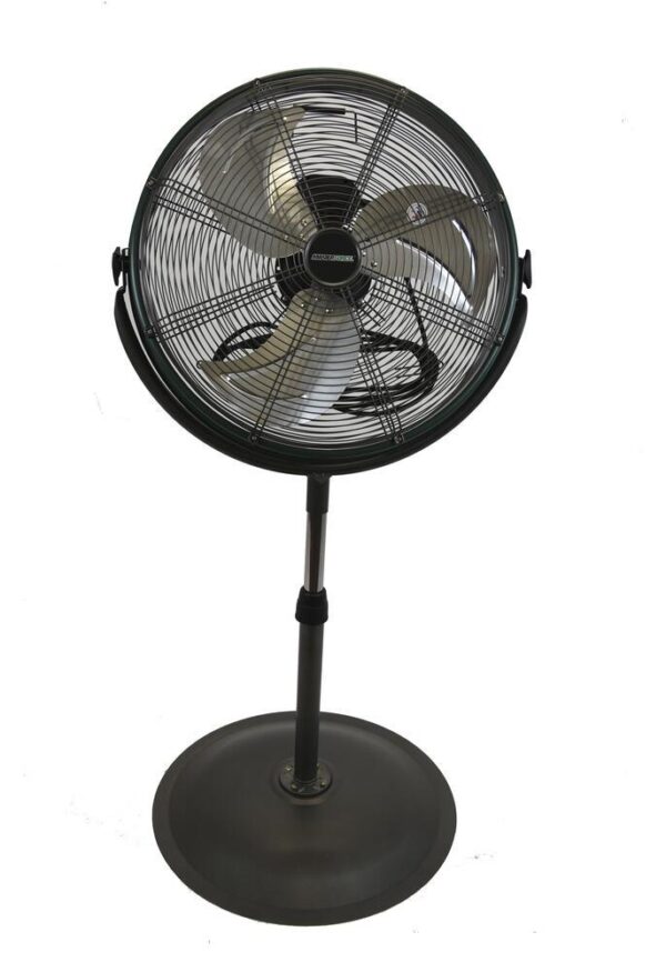 Masterforce 20" Shroud Pedestal Fan This Masterforce 20" Shroud Pedestal fan features a heavy duty motor with a shroud for focused air flow and quiet operation, a variable speed control, and comes with a 3-year warranty. Heavy duty motor 4 speed rotary switch Adjustable tilt 21" diameter steel base Built in cord wrap 12' power cord