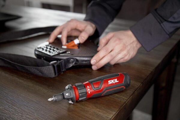 SKIL® 4-Volt Cordless 1/4" Screwdriver Kit