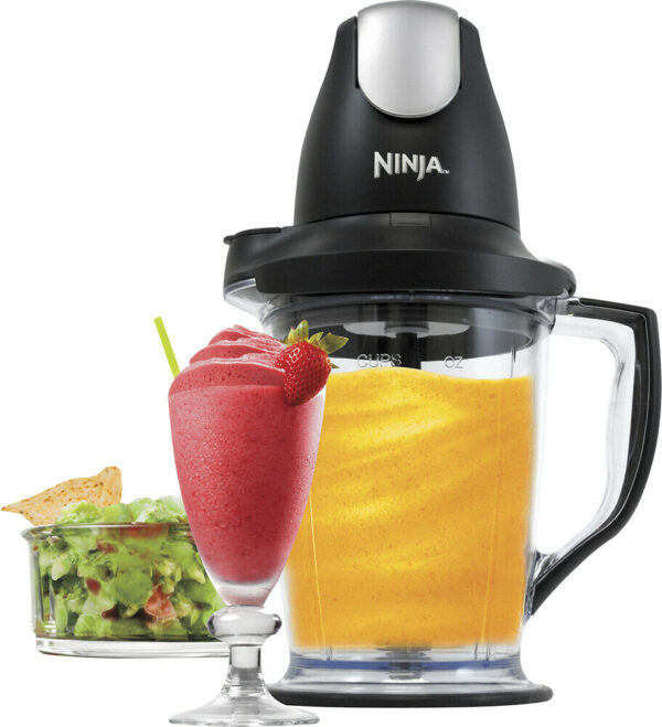 Ninja Master Prep Food Processor Interchangeable 450-watt power pod 48-oz. pitcher for frozen blending and smoothies 40-oz. bowl for food processing and meal preparation 16-oz. chopper bowl for even chopping All jars include convenient storage lids, are dishwasher safe and are BPA free WHAT'S INCLUDED: 450-Watt Power Pod 16-oz. Chopper Bowl 40-oz. Processor Bowl 48-oz. Pitcher Three Splash Guards Three Storage Lids